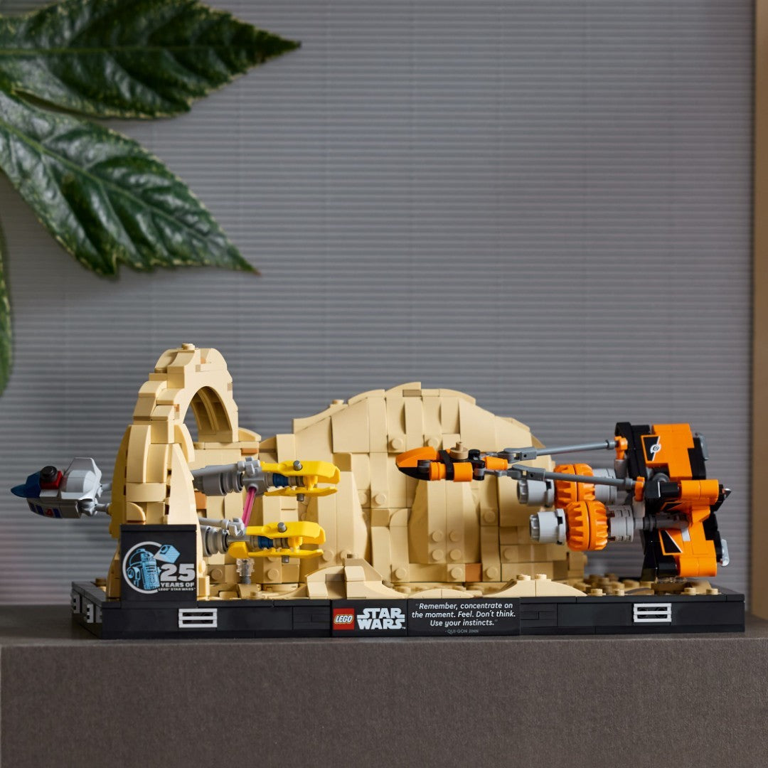 LEGO Star Wars: Mos Espa Podrace Diorama (75380)