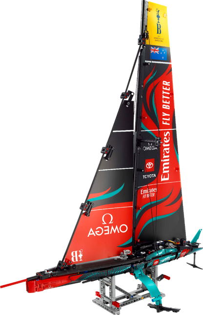 LEGO Technic: Emirates Team New Zealand AC75 Yacht (42174)