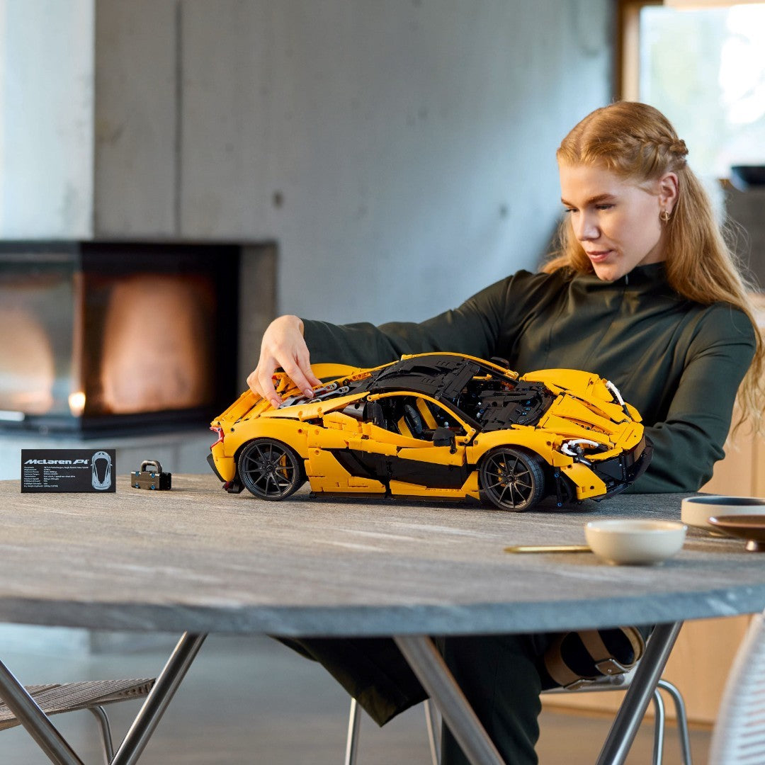 LEGO Technic: McLaren P1 (42172)