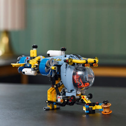 LEGO TECHNIC: Deep-Sea Research Submarine (42201)