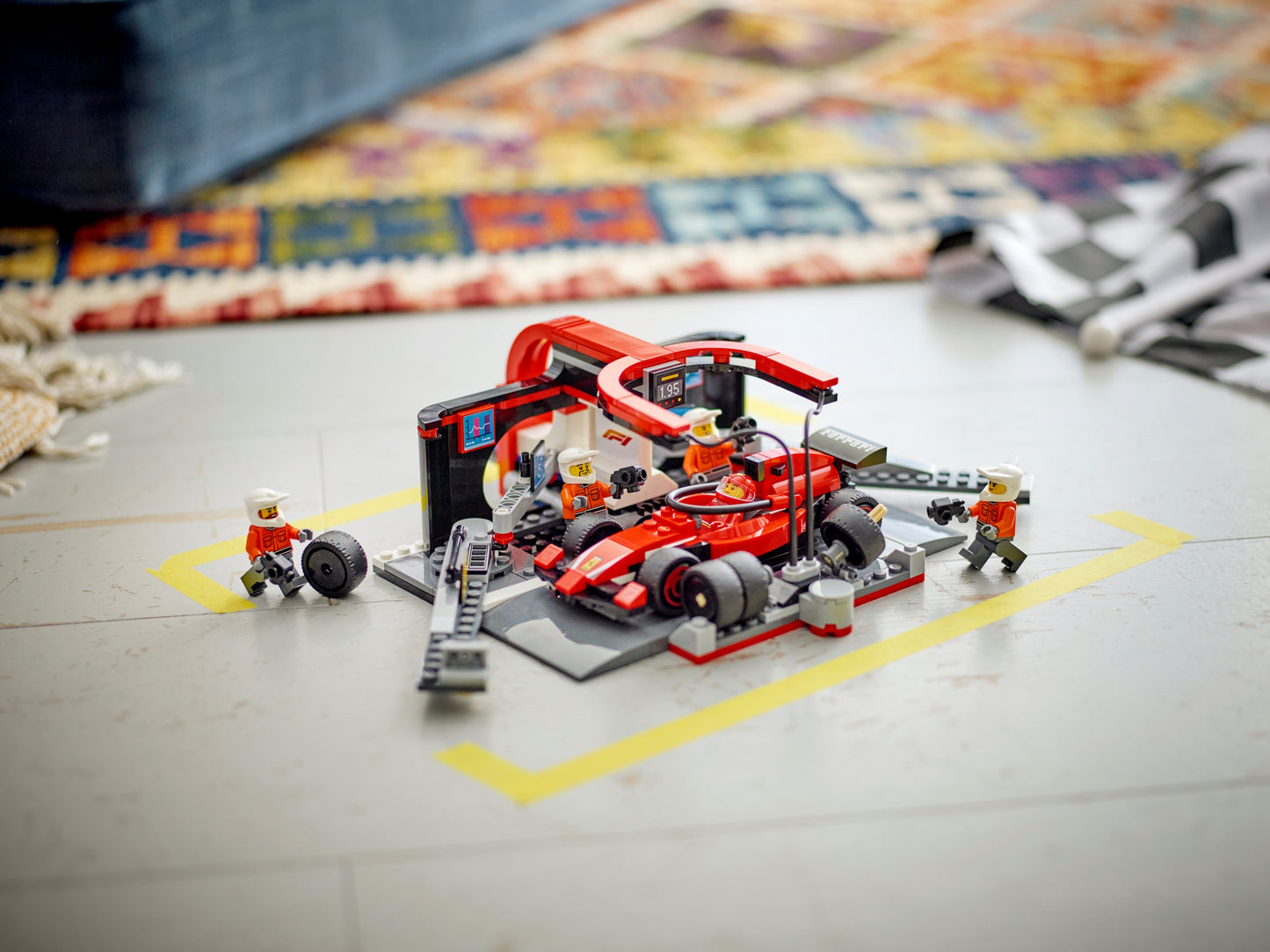 LEGO City: F1® Pit Stop & Pit Crew with Ferrari Car (60443)