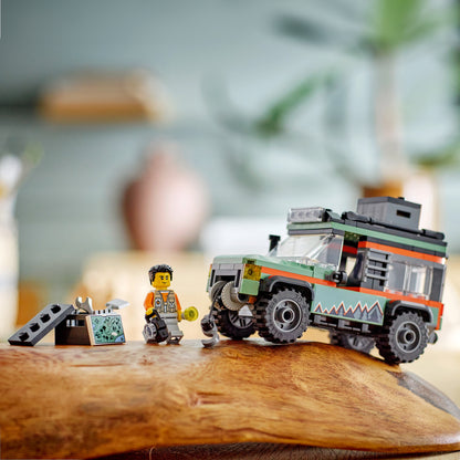 LEGO CITY: Off-Road 4x4 Mountain Truck (60447)