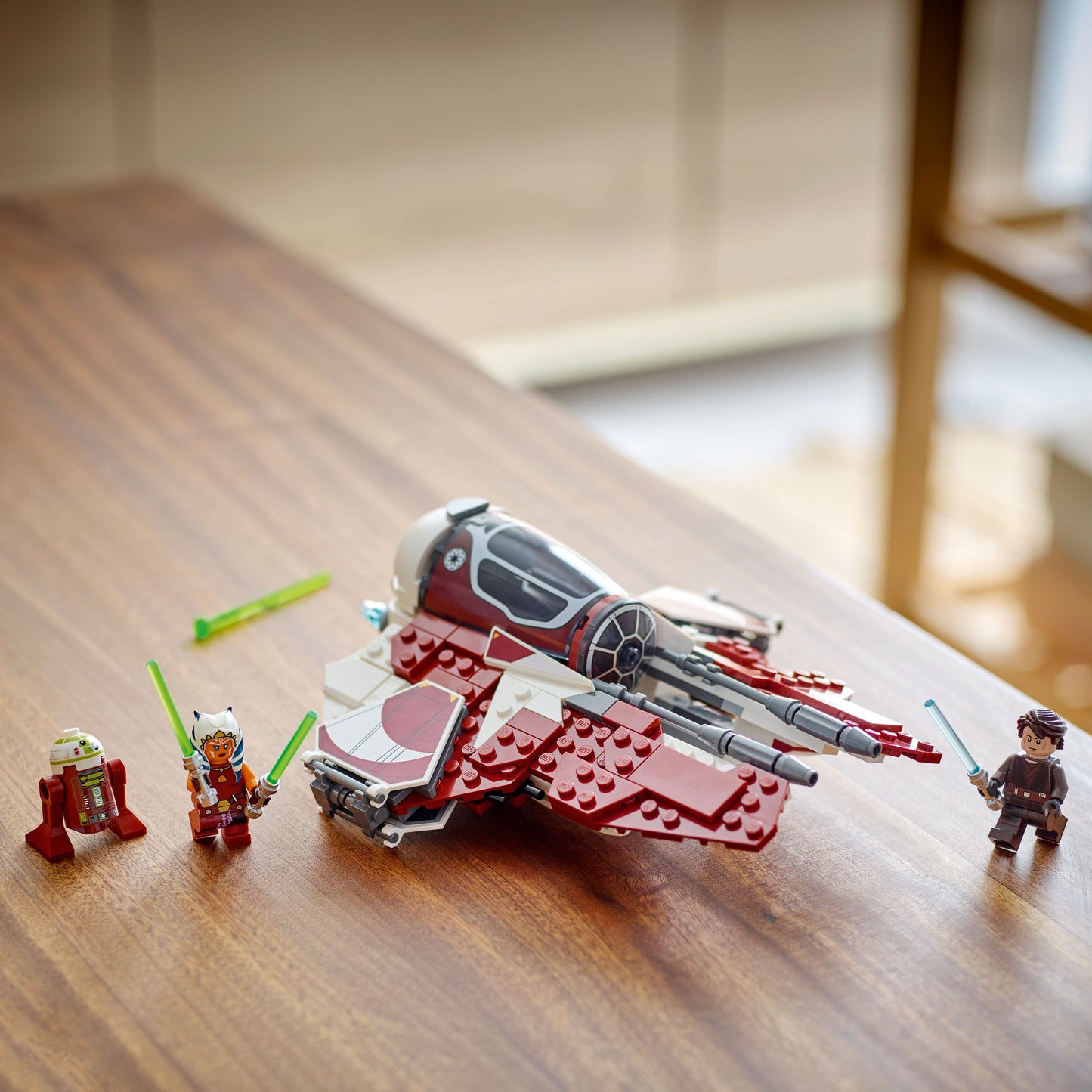 LEGO Star Wars: Ahsoka's Jedi Interceptor (75401)