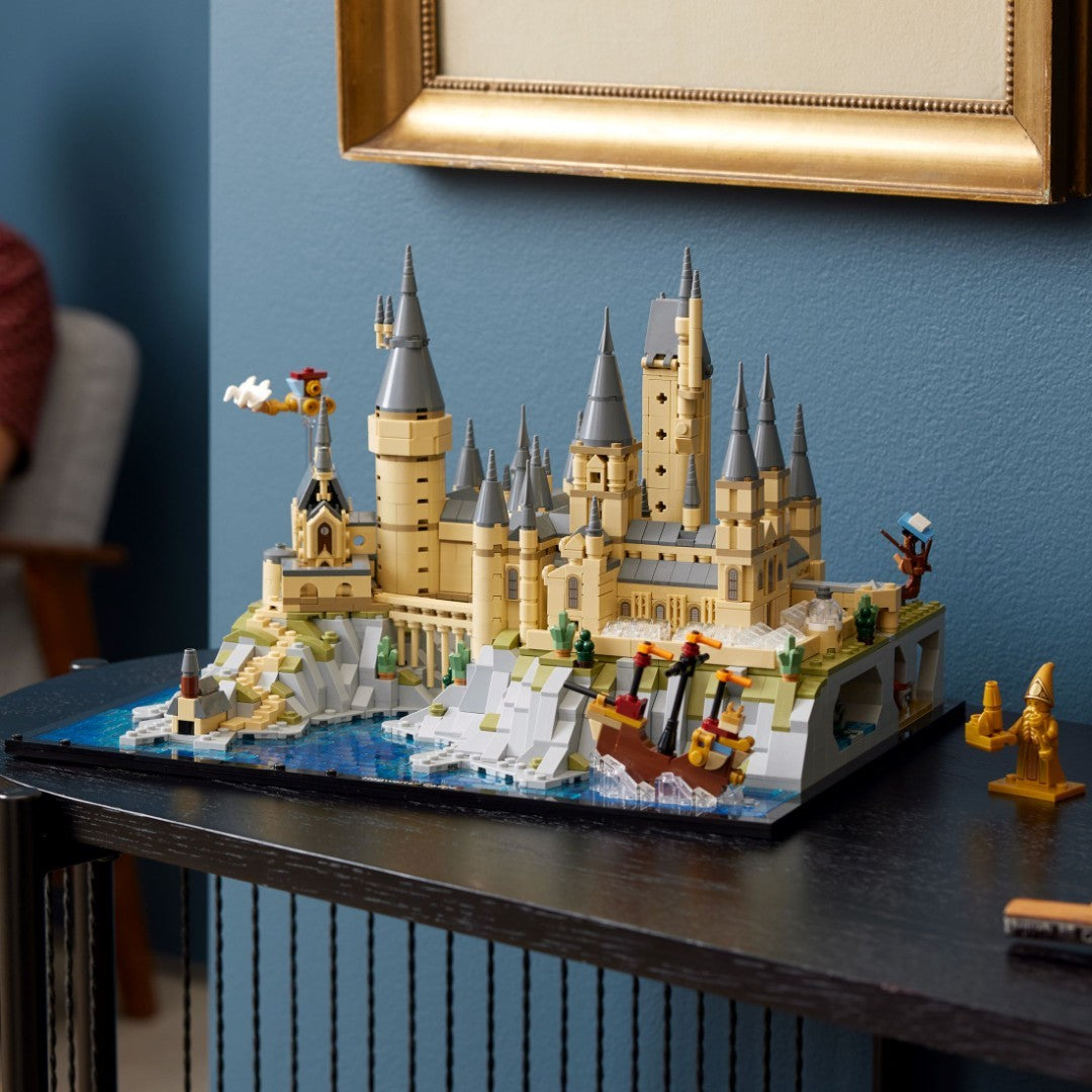 LEGO Harry Potter: Hogwarts Castle and Grounds (76419)