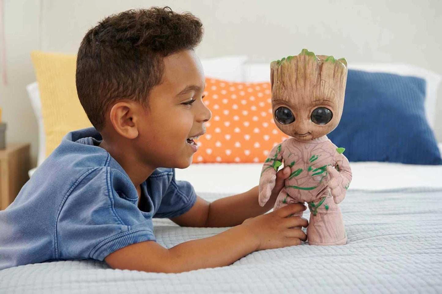 Marvel Plush, Groovin’ Groot Dancing and Talking Plush Figure (HJM23)